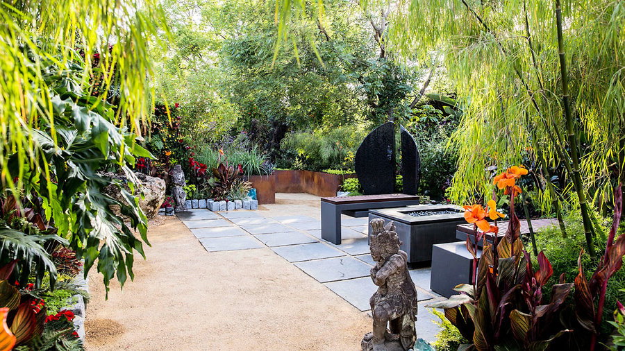 8 Ideas for a Tropical-Themed Garden - Sunset Magazine ... 8 Ideas for a Tropical-Themed Garden - Sunset Magazine ... on Tropical Backyard Landscaping
id=25458